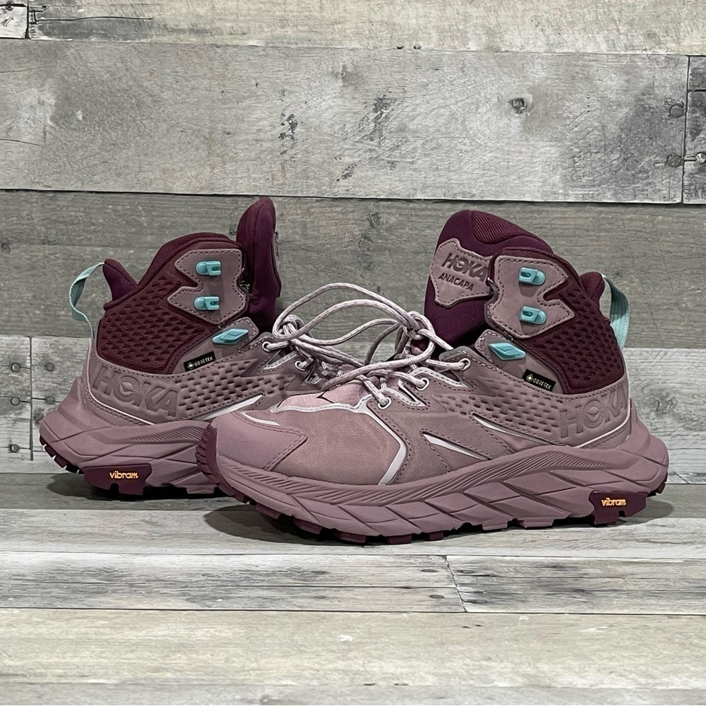 HOKA Wmn’s Anacapa Mid Gore-TexÂ Waterproof Hiking Shoe - Elderberry/Grape Sz-8B
